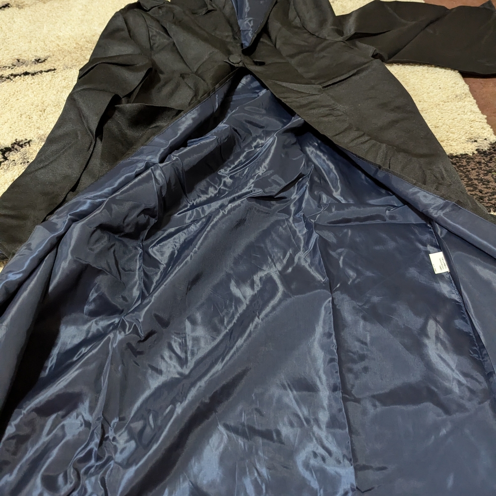Black Hooded Trench Coat - Picture 4 of 5